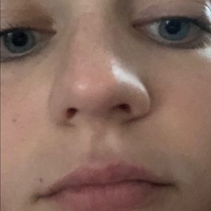 Meet your Posher, Esther